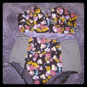 Torrid Two Piece Swimsuit sz 2